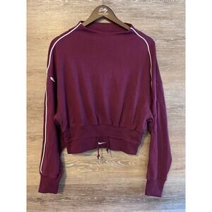 Nike women cropped pullover size M burgundy pullover sport yoga gym
